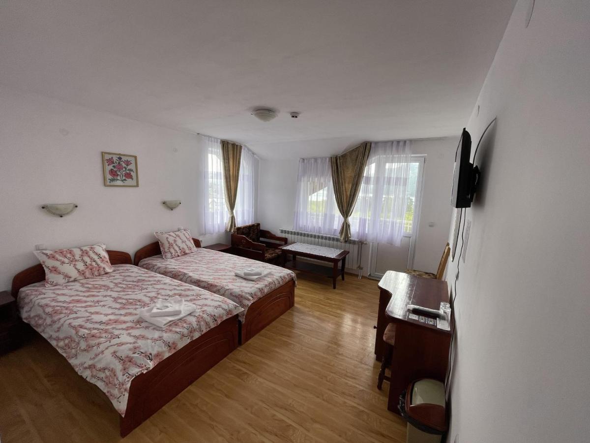 Family Hotel Panorama Syrnica Zewnętrze zdjęcie