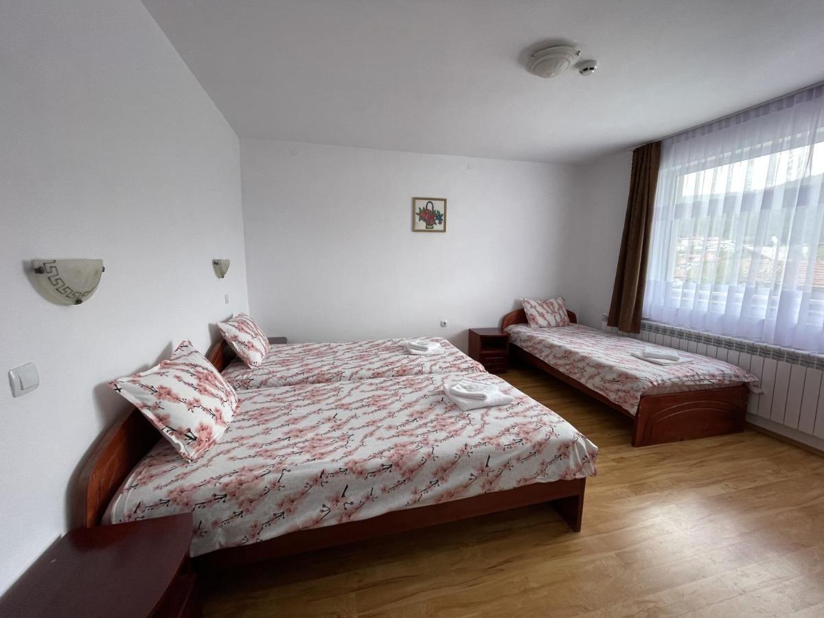 Family Hotel Panorama Syrnica Zewnętrze zdjęcie