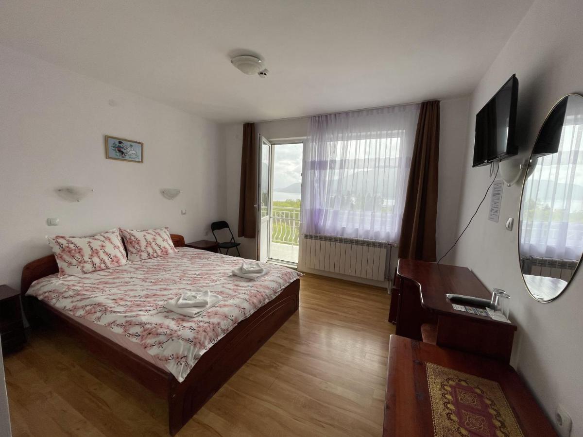 Family Hotel Panorama Syrnica Zewnętrze zdjęcie