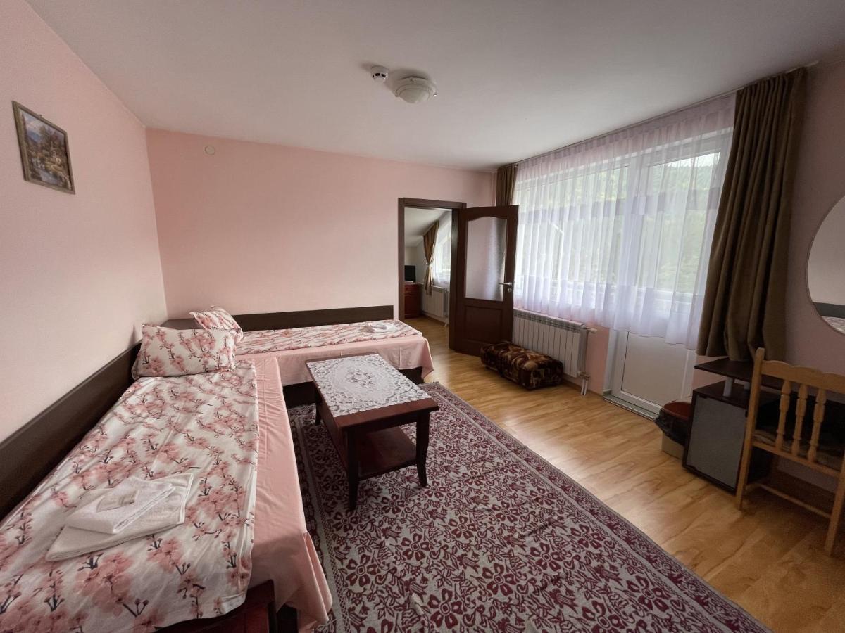 Family Hotel Panorama Syrnica Zewnętrze zdjęcie